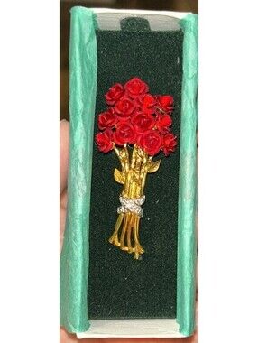 Danbury Mint A Dozen Roses Pin Gold Plated Sterling Silver 1 Small Diamond